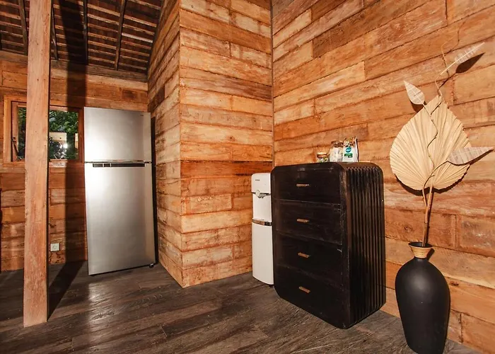 Oasiiis Archive - 2br Rustic Villa *
