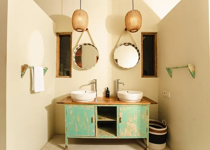 Oasiiis Archive - 2br Rustic Canggu