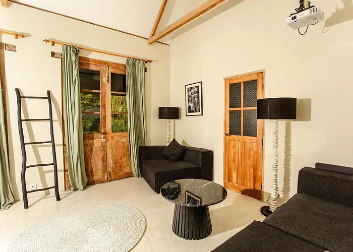 Oasiiis Archive - 2br Rustic * Canggu